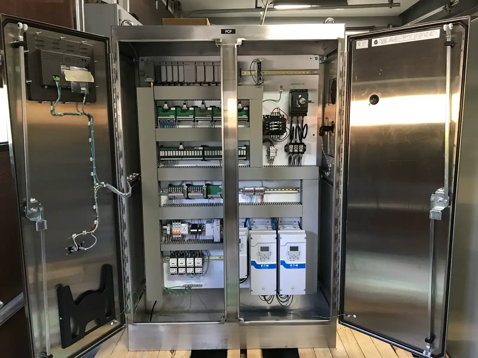 Control panel indicators and wiring